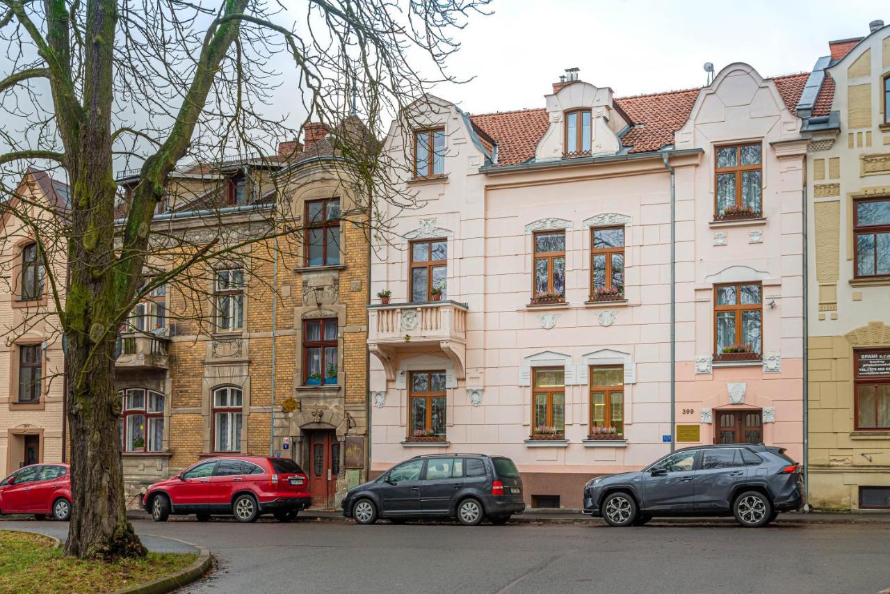 Nadstandardni Luxusni Apartman V Centru Ceske Lipy Česká Lípa Eksteriør billede